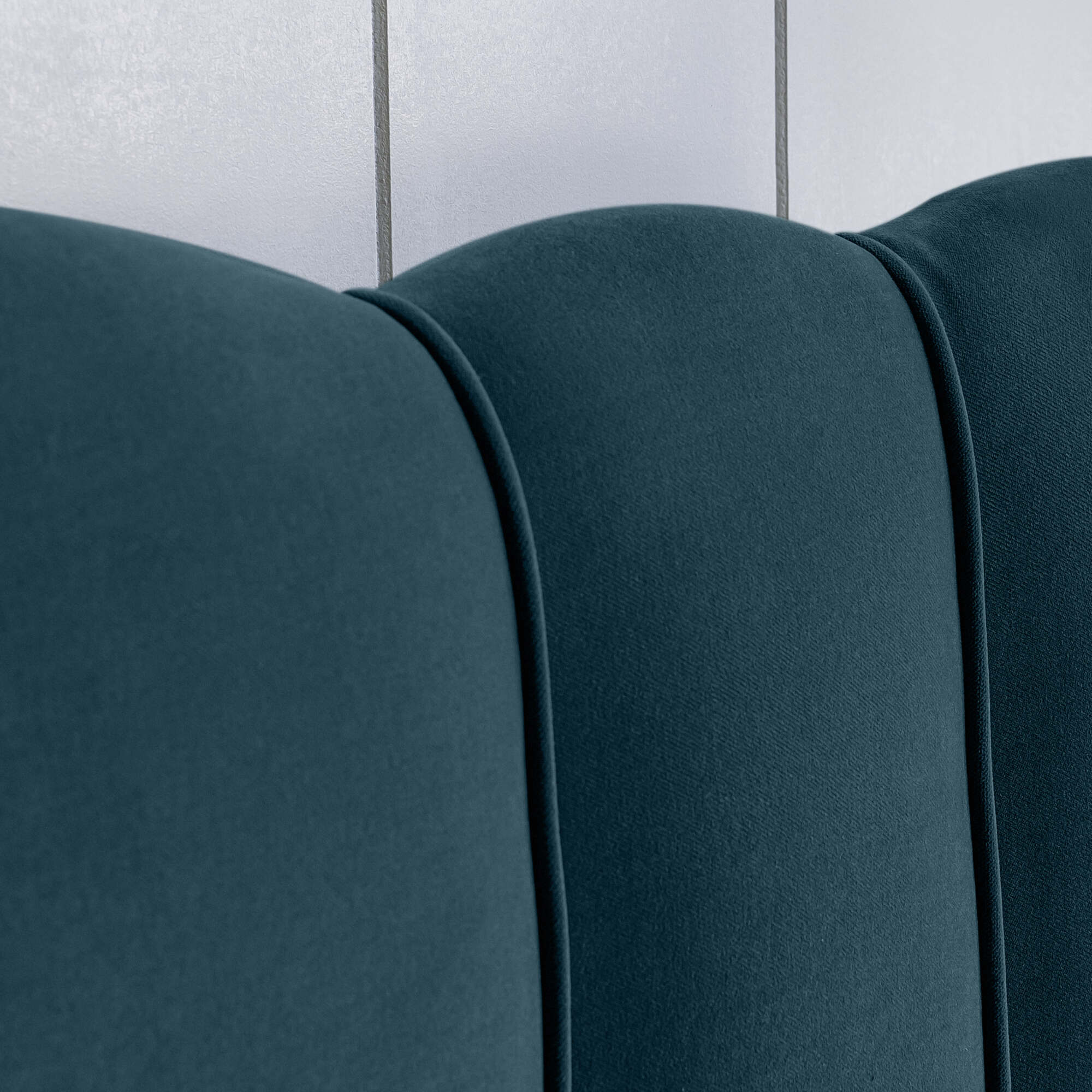 Cloud Nine Upholstered Bed in Intelligent Velvet Aegean with Ruffled Valance - Image 6