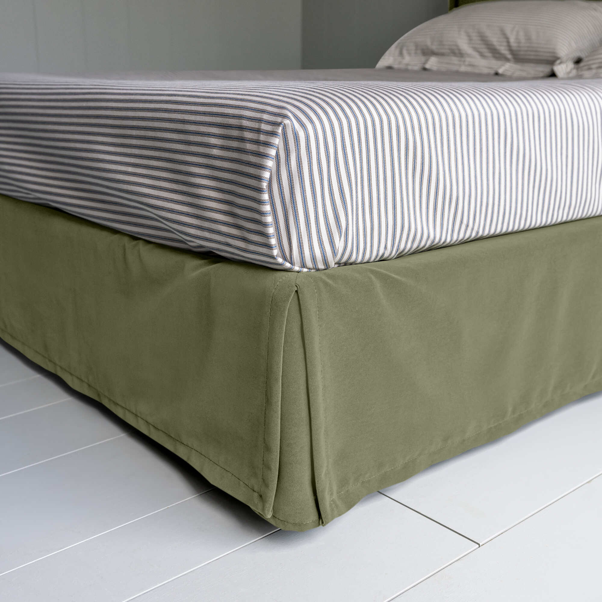 Cloud Nine Upholstered Bed in Intelligent Velvet Green Tea with Kick Pleat Valance - Image 5