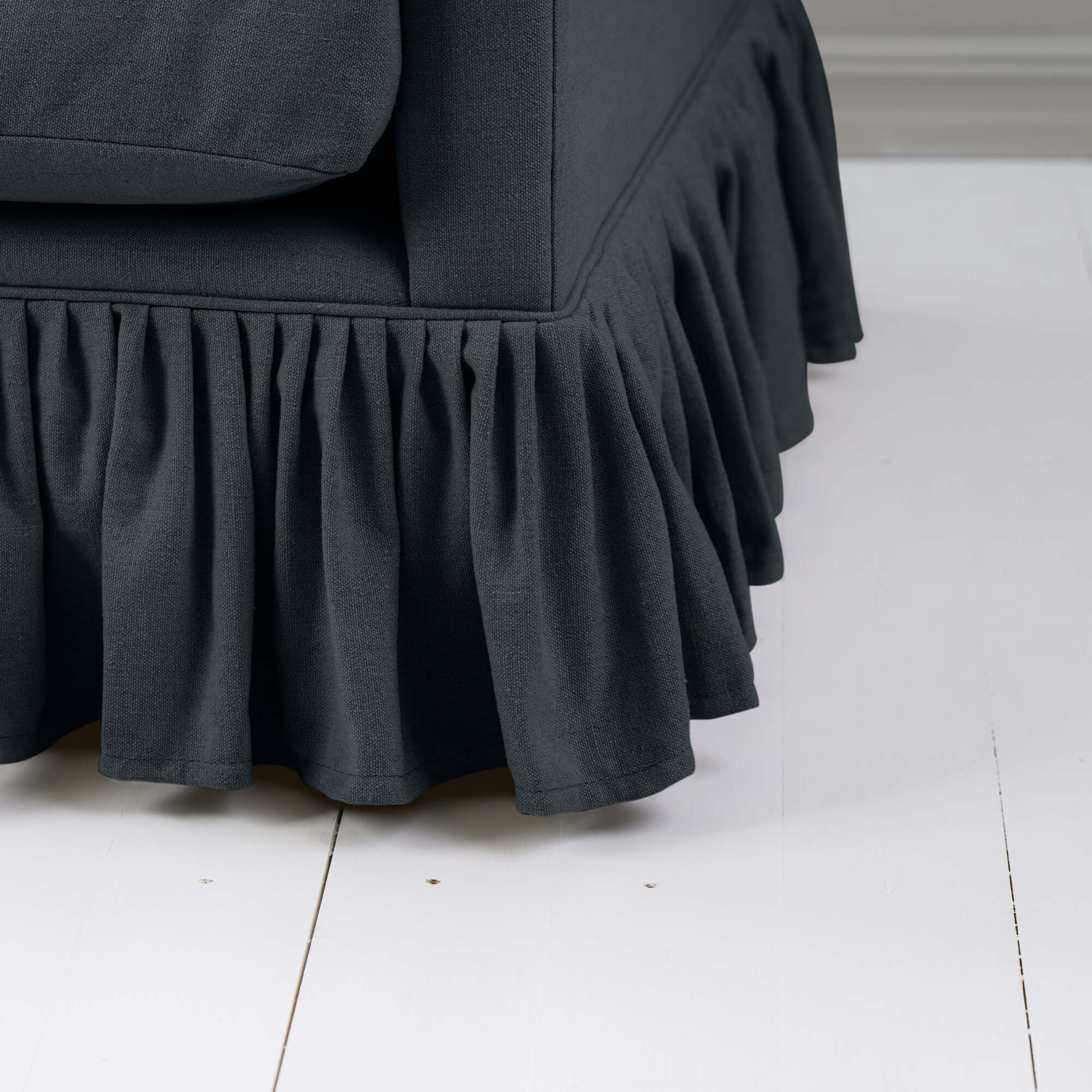 Curtain Call 2 Seater Sofa in Laidback Linen Midnight - Image 11