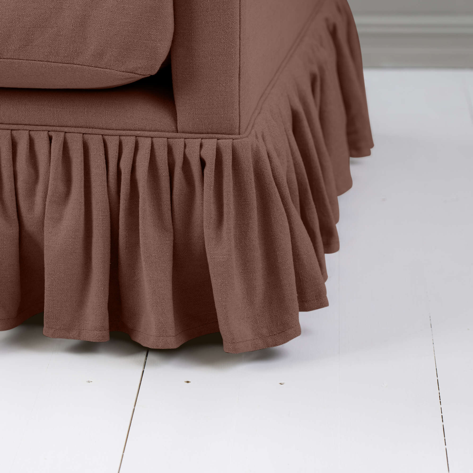 Curtain Call 4 Seater Sofa in Laidback Linen Sweet Briar - Image 7