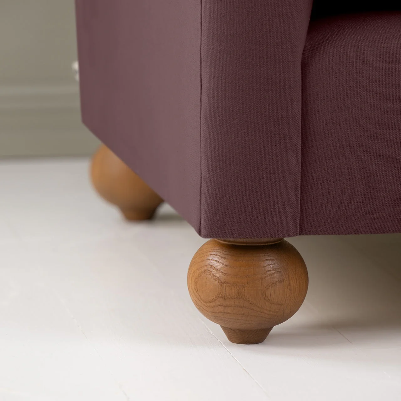 Dolittle 4 seater Sofa in Laidback Linen Damson - Image 5
