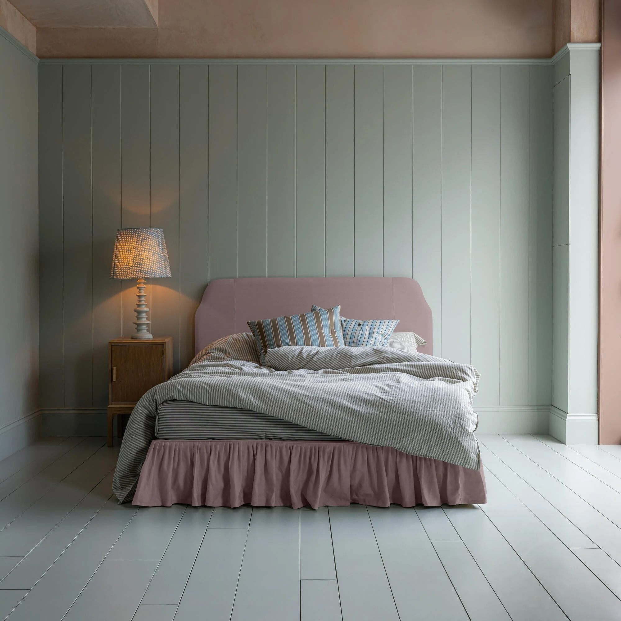 Dream Ticket Upholstered Bed in Laidback Linen Heather with Ruffled Valance - Image 3