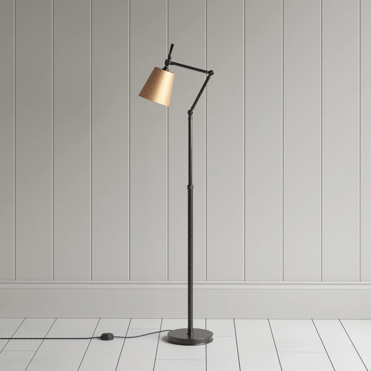 Focused Floor Lamp in Waxed Brass - Image 14