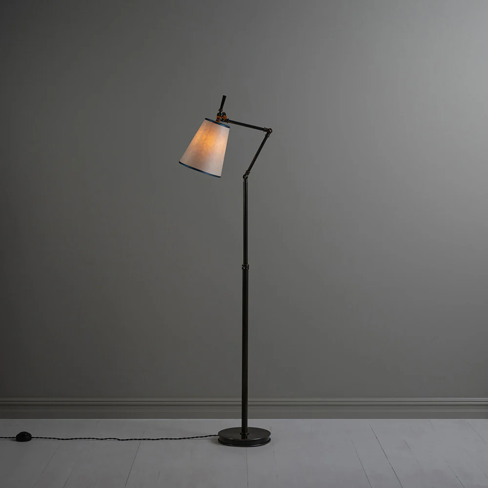 Focused Floor Lamp in Waxed Brass - Image 4
