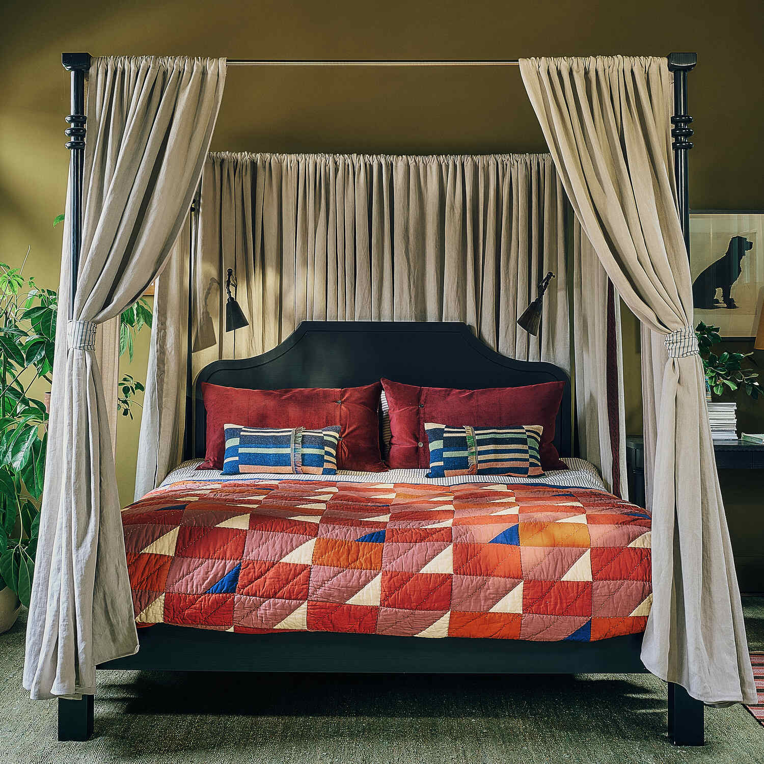 Folly Four Poster Bed in Jet Black - Image 9