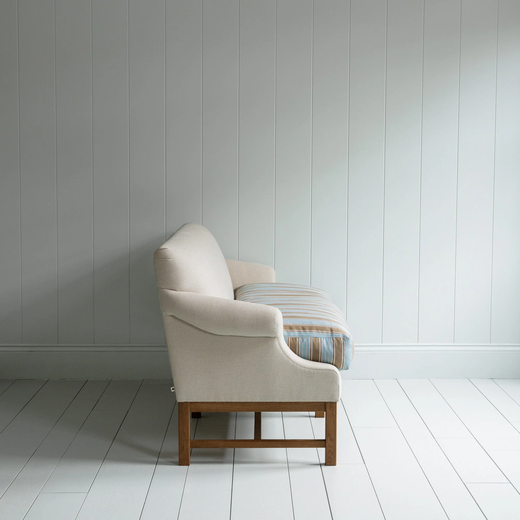 Front Row 3 Seater Upholstered Bench in Laidback Linen Dove Frame and Regatta Cotton Blue Seat - Image 8