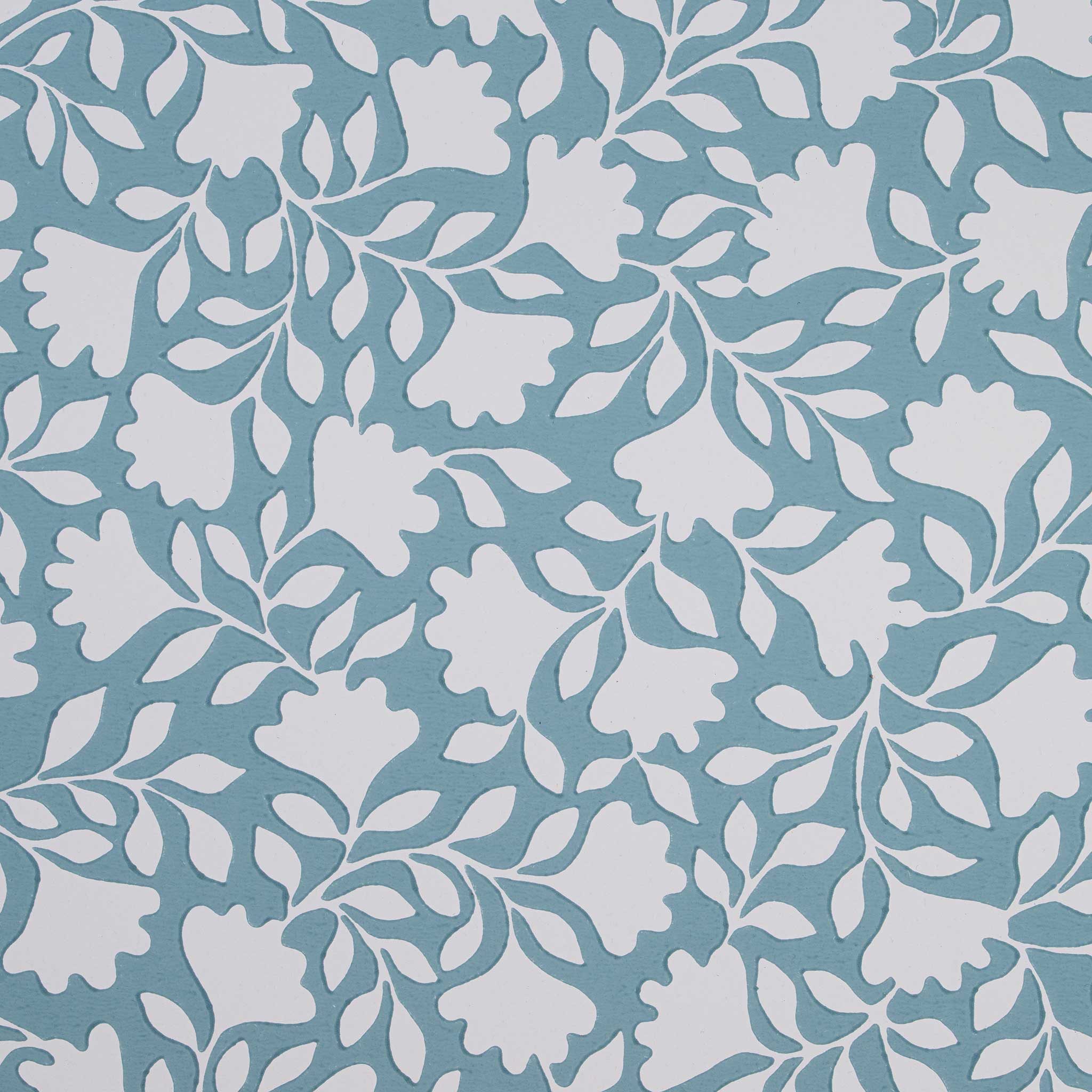 Ginko Wallpaper in Peacock - Image 4