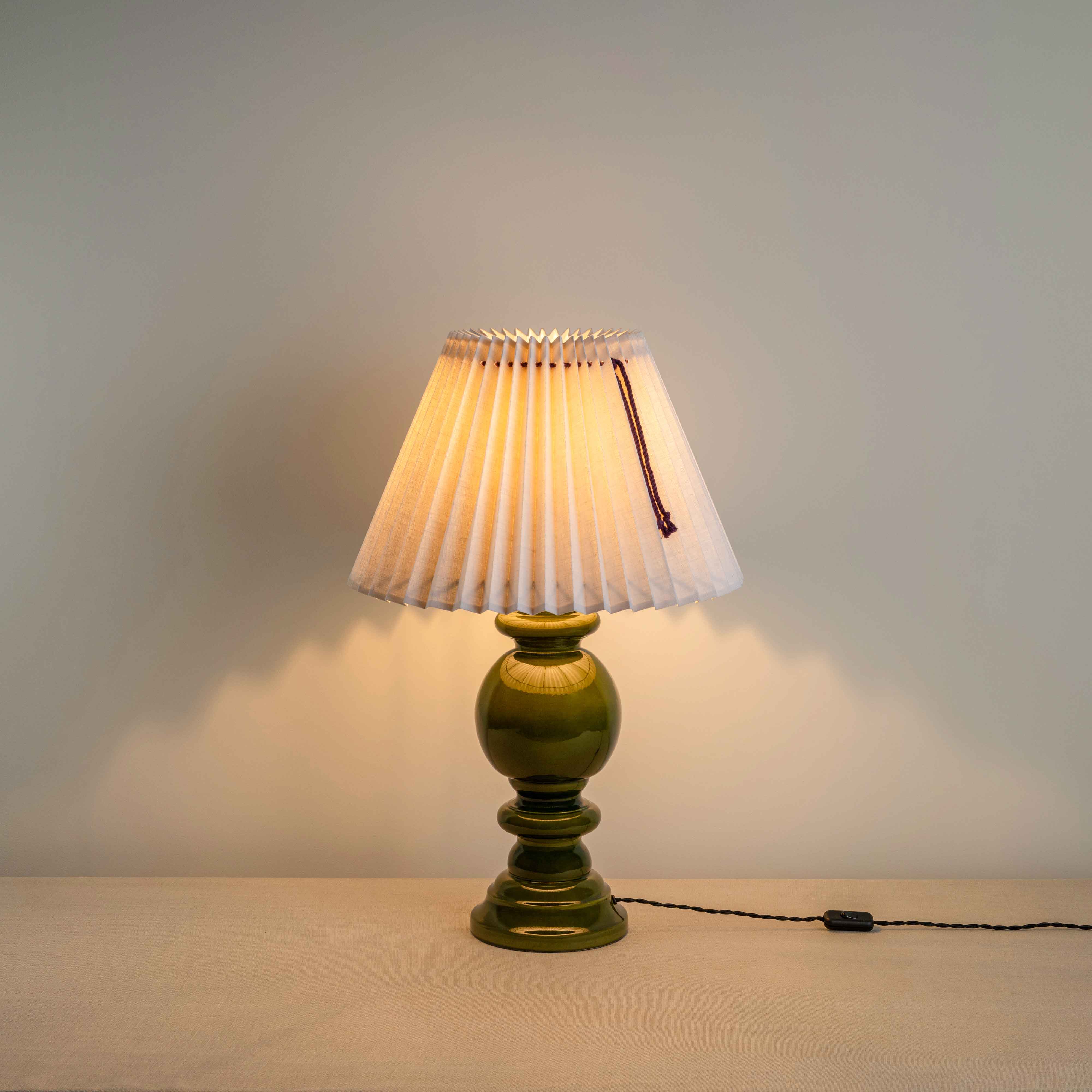 Hourglass Ceramic Table Lamp Base in Green - Image 5