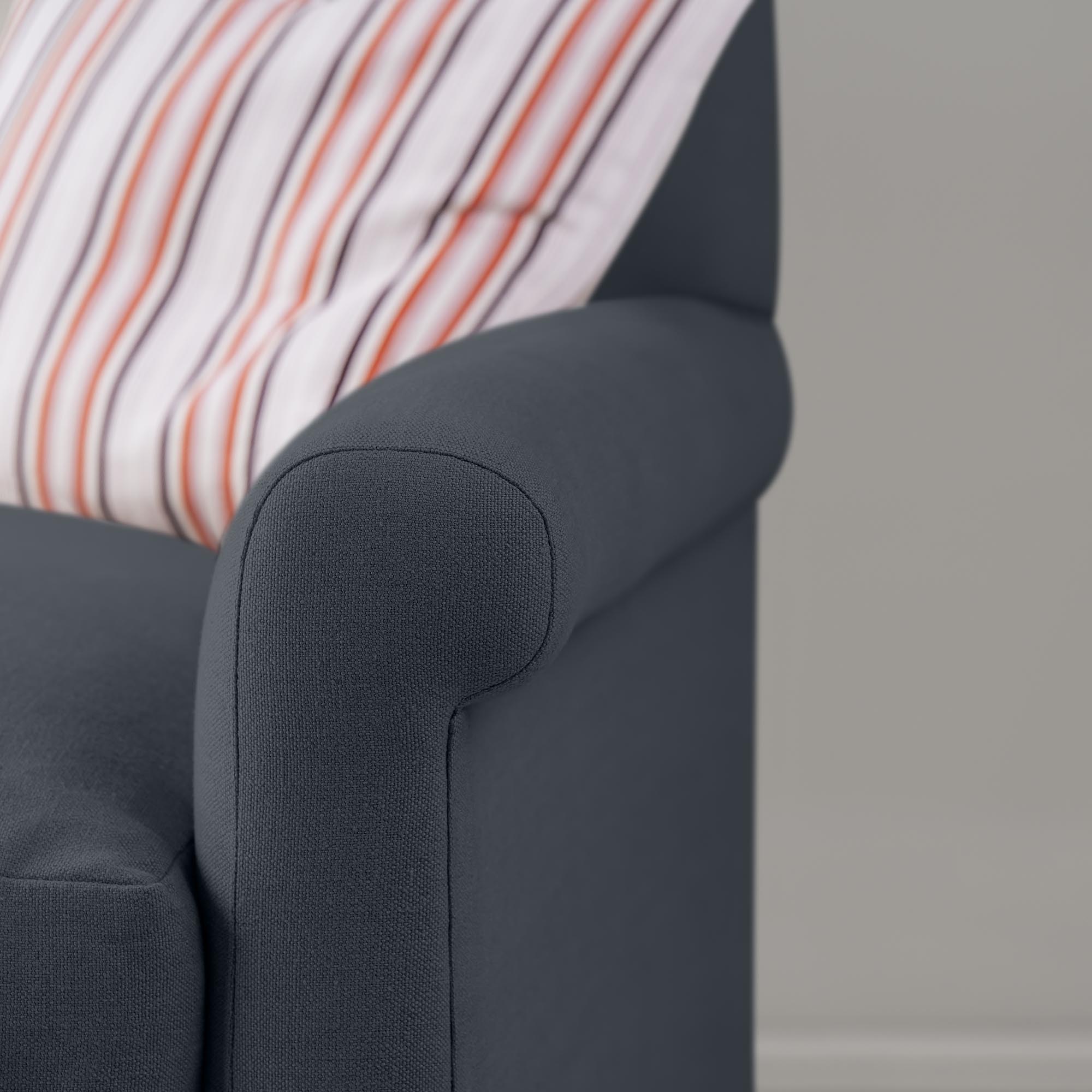 Idler 4 seater sofa in Laidback Linen Midnight - Image 3
