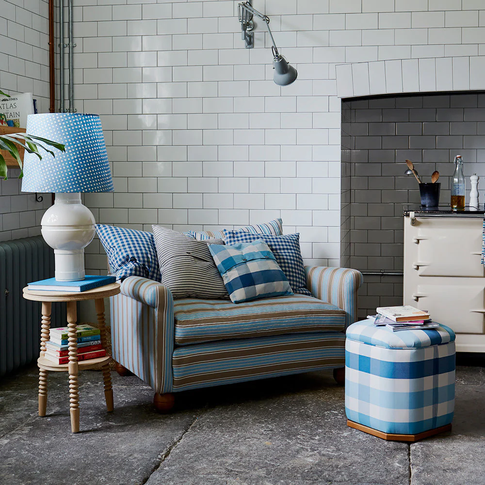 Idler Love Seat in Regatta Cotton, Flame - Image 3