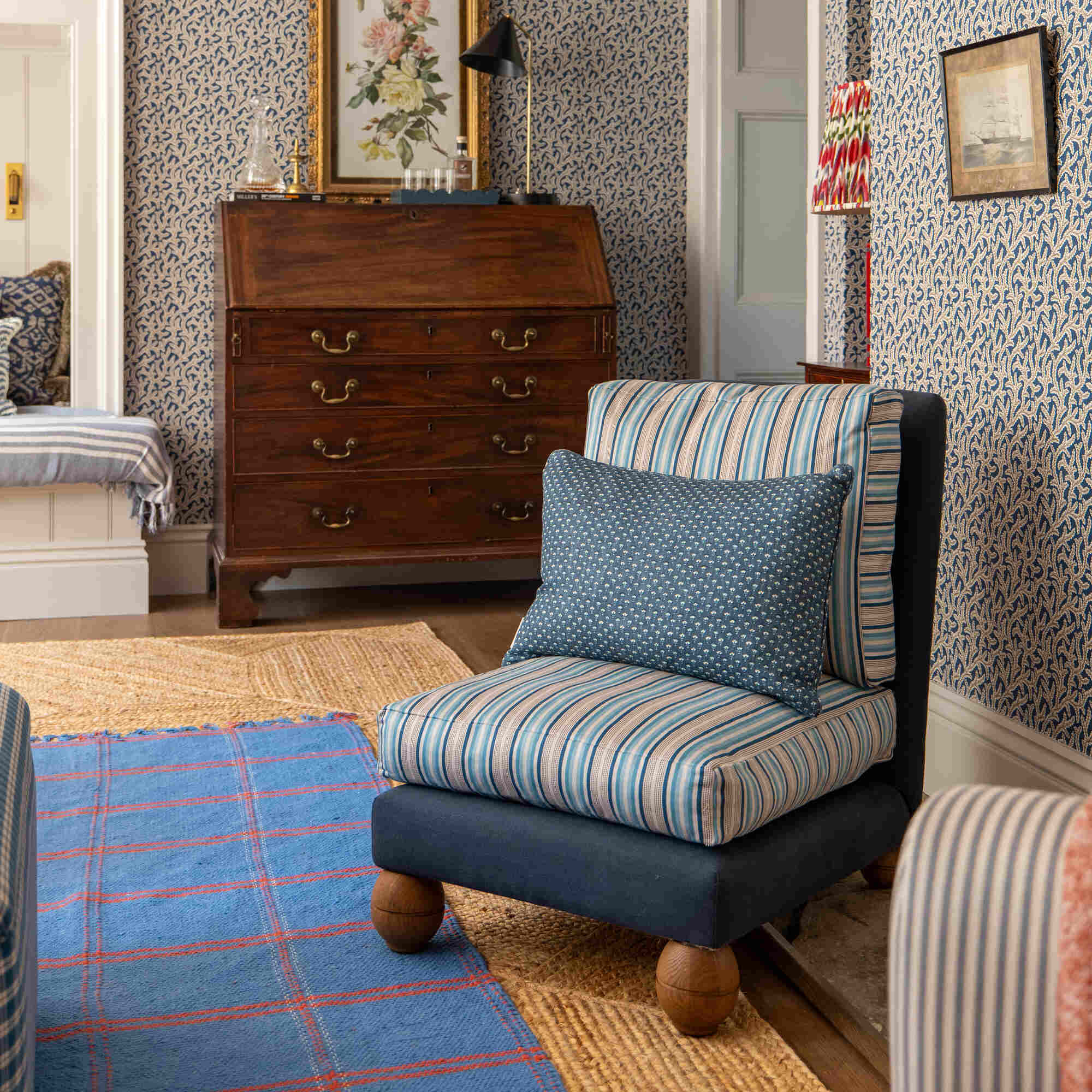 Perch Slipper Armchair in Slow Lane Cotton Linen, Berry - Image 6