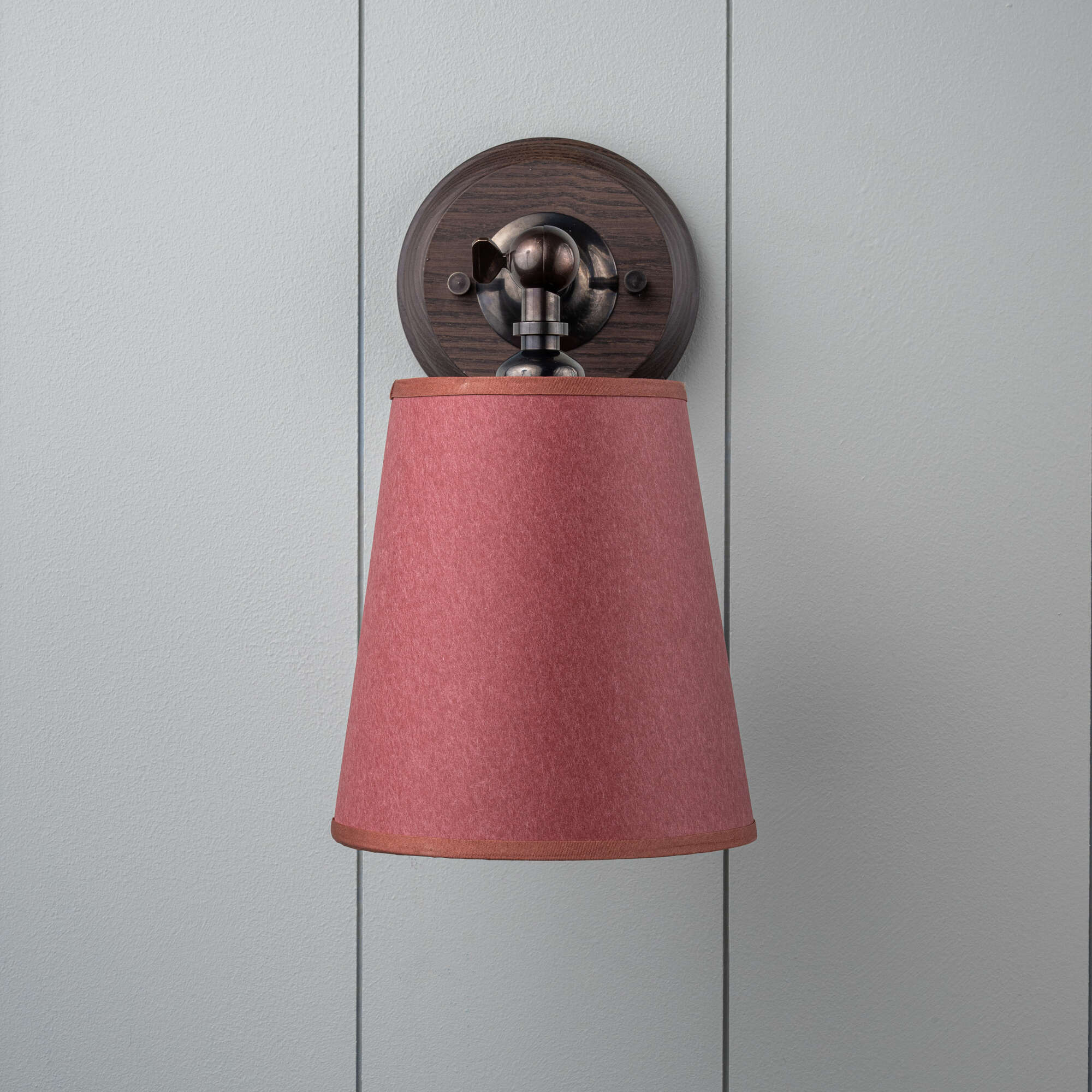 Picturesque Waxed Brass Wall Light with Wooden Sconce - Image 25