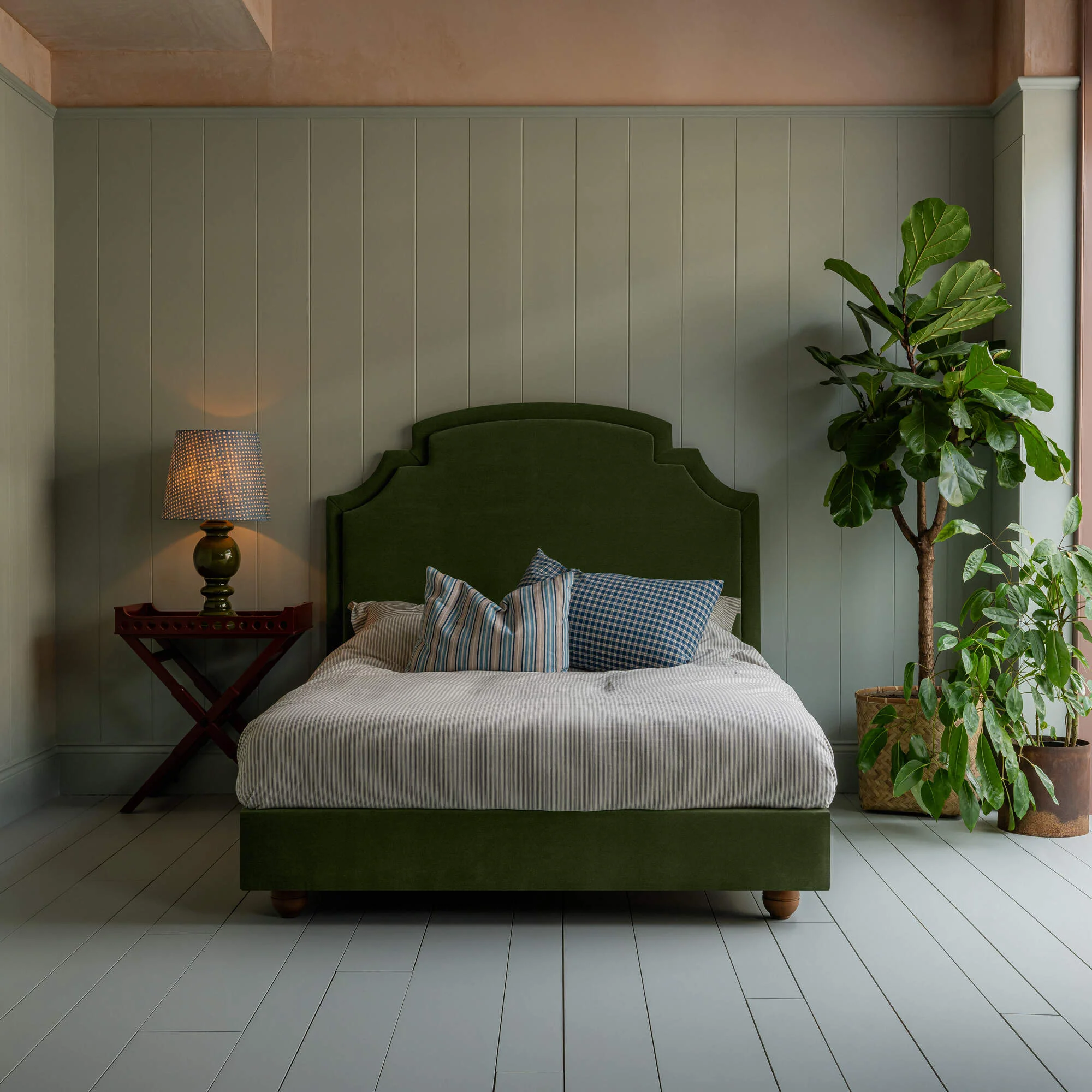 Seventh Heaven Upholstered Bed in Intelligent Velvet Juniper without Valance - Image 4