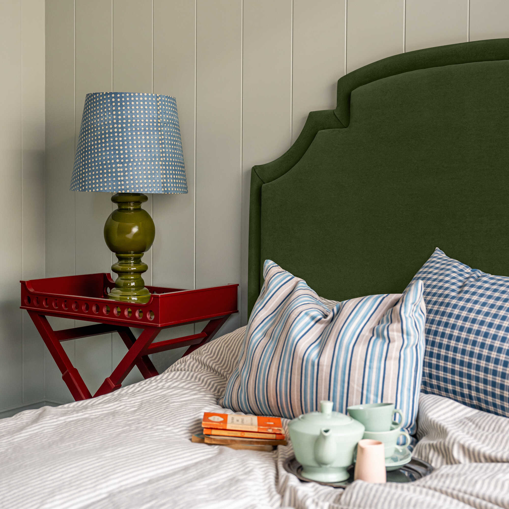 Seventh Heaven Upholstered Bed in Intelligent Velvet Juniper with Ruffled Valance - Image 4