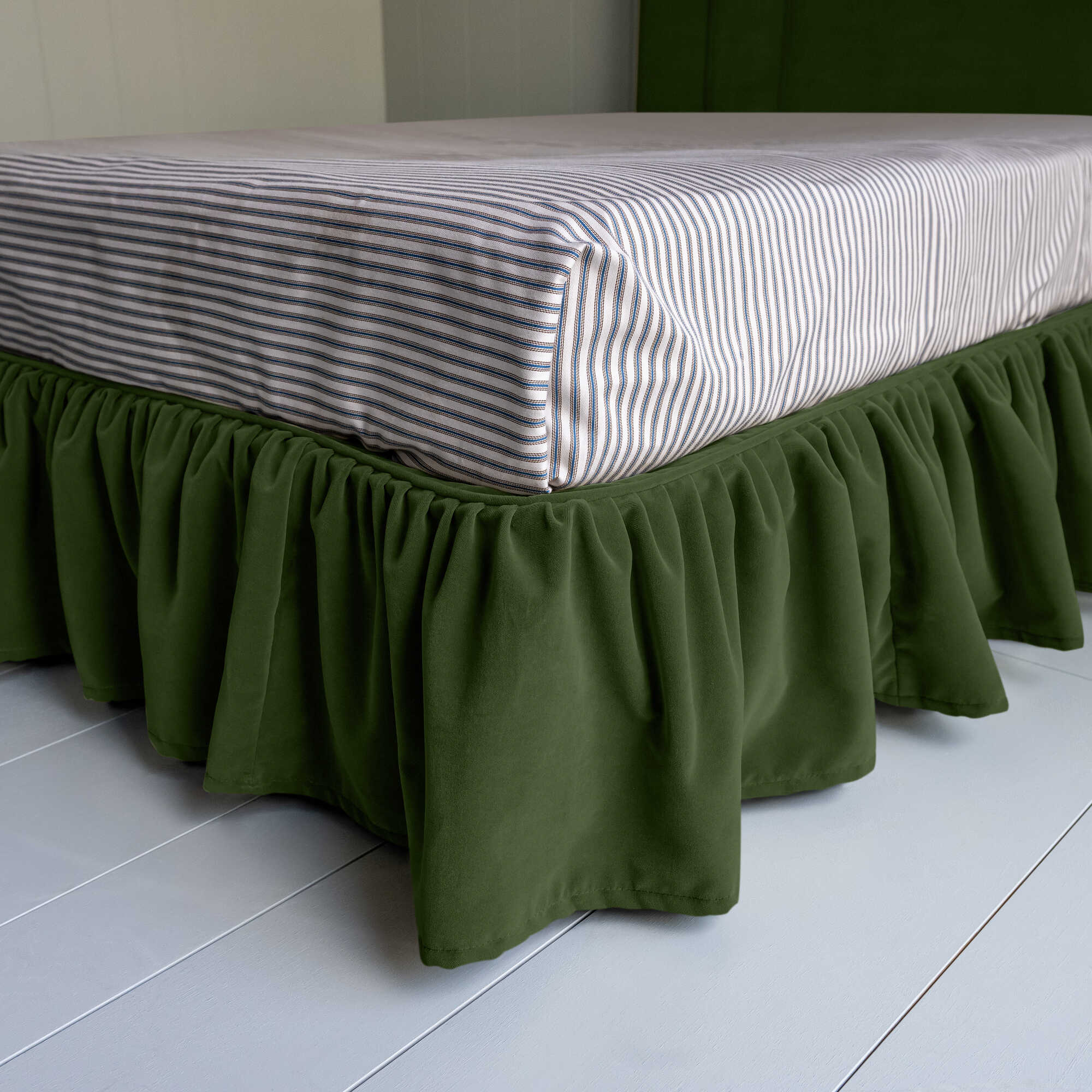 Seventh Heaven Upholstered Bed in Intelligent Velvet Juniper with Ruffled Valance - Image 5