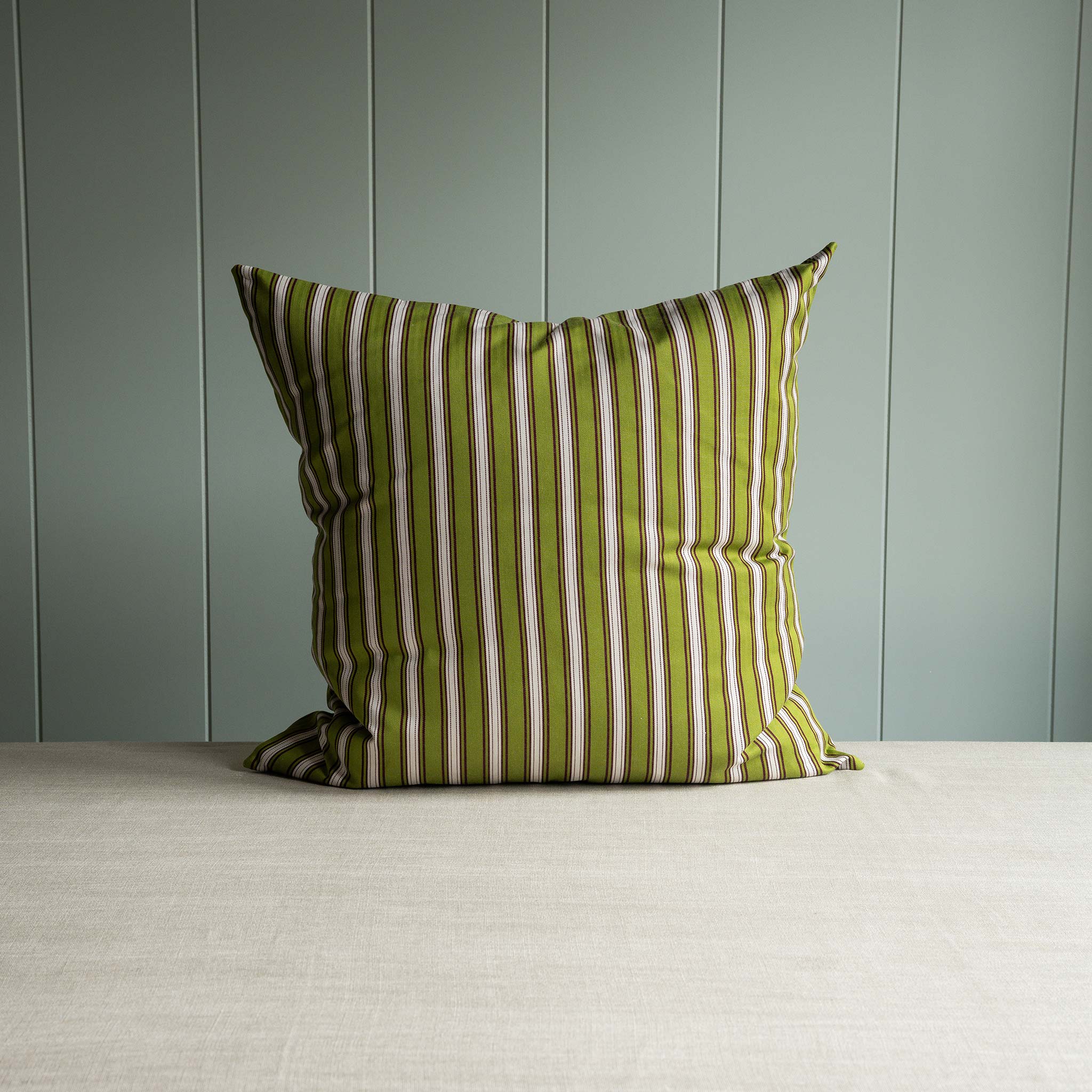 Square Kip Cushion in Colonnade Cotton, Green Wine - Image 4