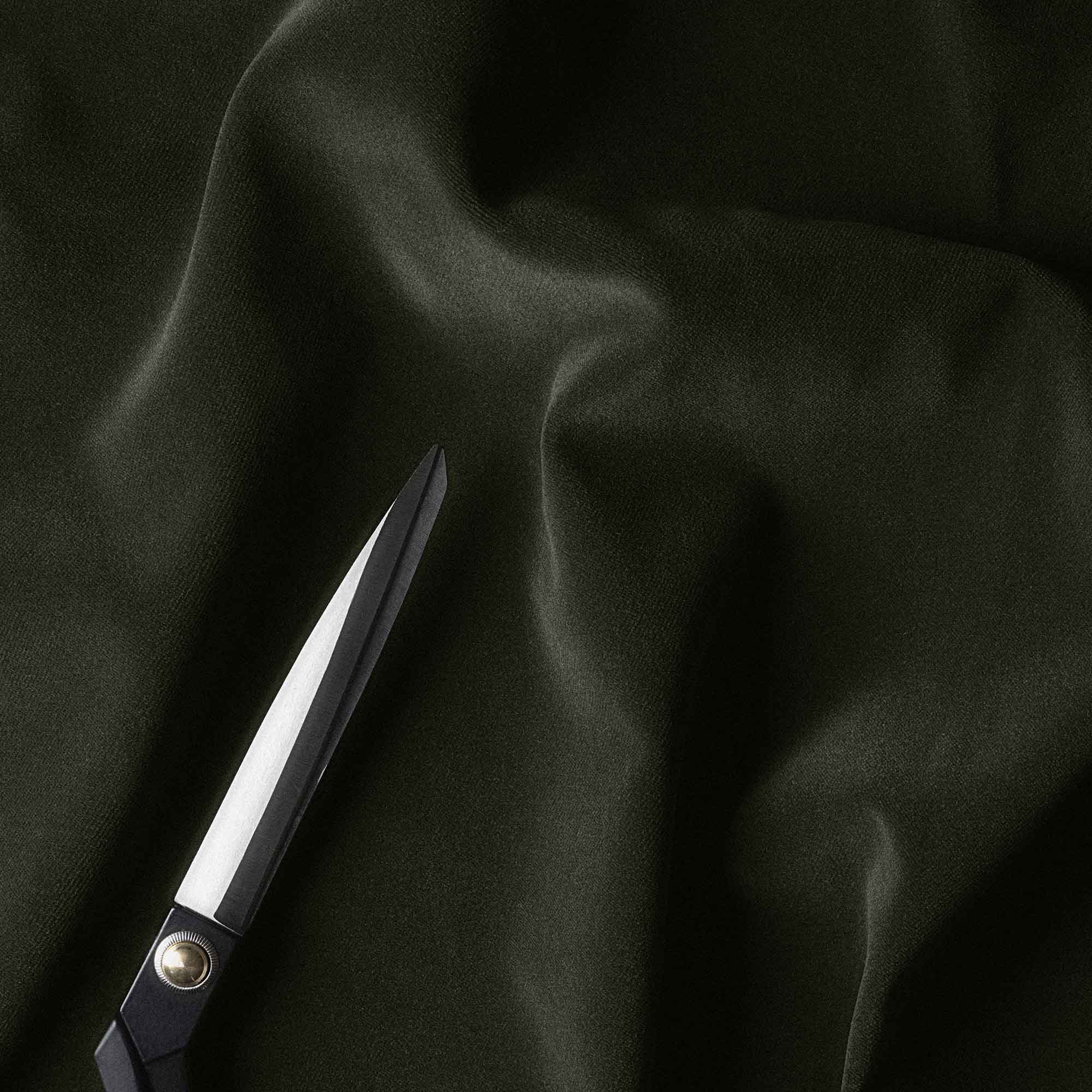 Thither Hexagonal Ottoman in Intelligent Velvet Seaweed - Image 9